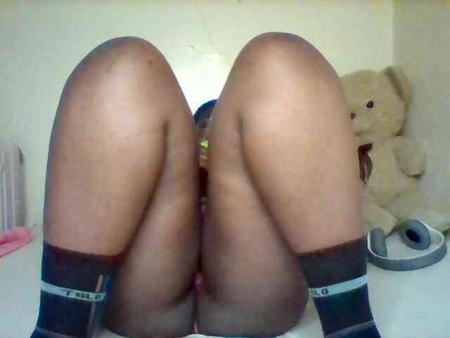 Sexxy-slim-honey webcam
