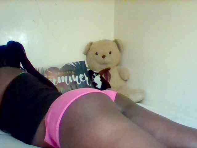 Sexxy-slim-honey webcam