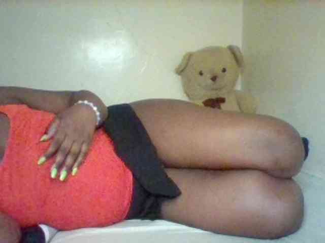 Sexxy-slim-honey webcam