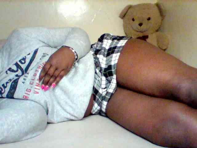 Sexxy-slim-honey webcam
