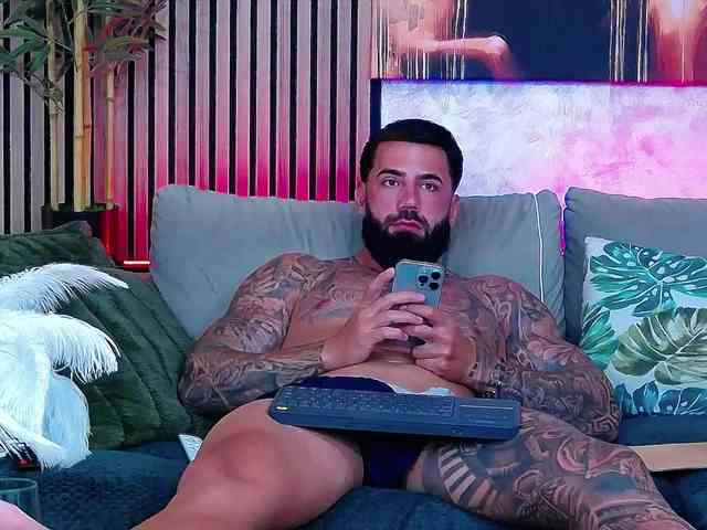 masterkingofmuscleee