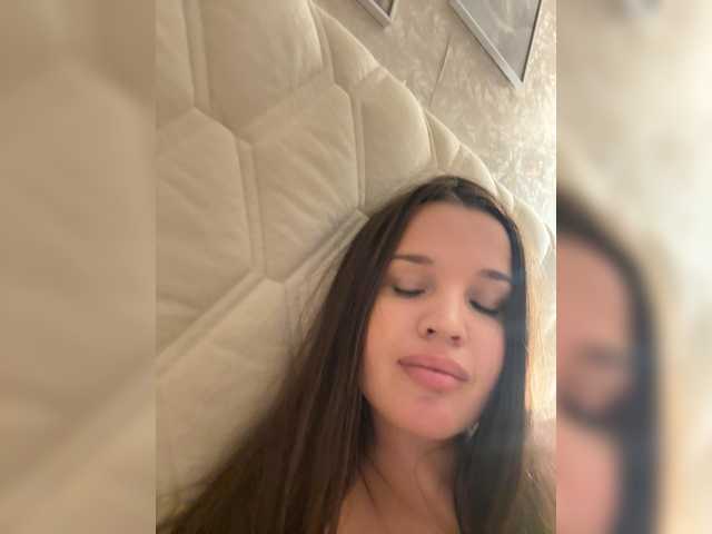 Katti-she live cam on BongaCams