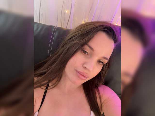 Katti-she's BongaCams show and profile