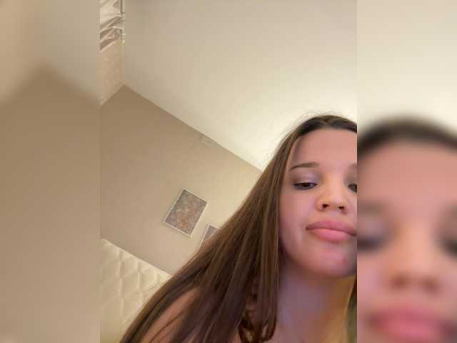 Katti-she live cam profile