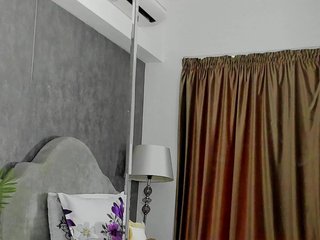 LisaCroft Porn Show