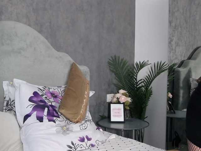 LisaCroft live cam on BongaCams