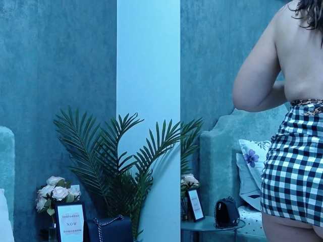 LisaCroft live cam on BongaCams