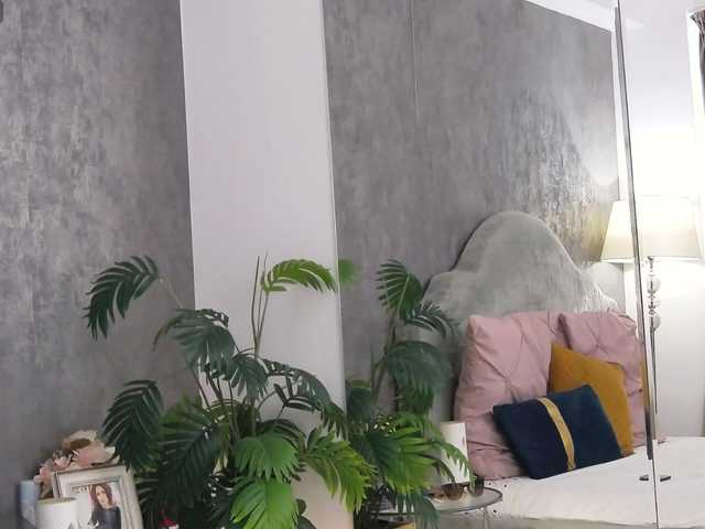 LisaCroft live cam on BongaCams