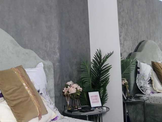 LisaCroft live cam on BongaCams