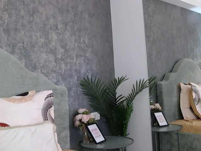 LisaCroft live cam on BongaCams