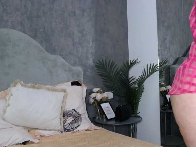 LisaCroft live cam on BongaCams