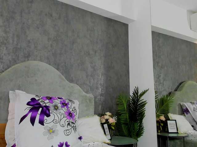 LisaCroft live cam on BongaCams