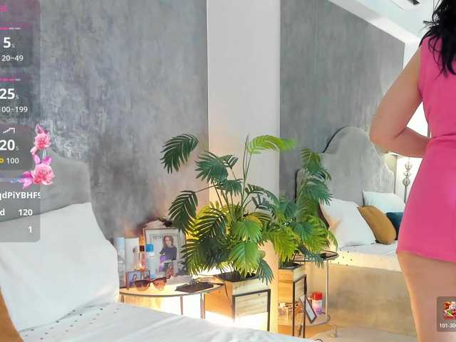 LisaCroft's BongaCams show and profile