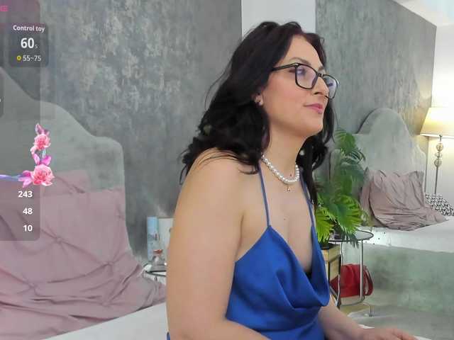 LisaCroft's BongaCams show and profile