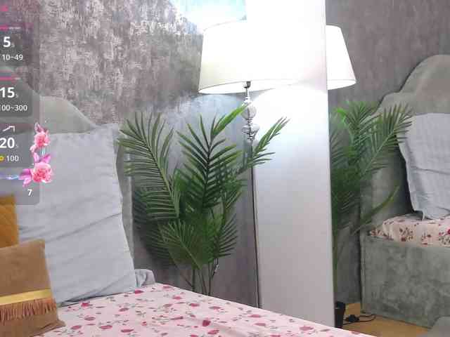 LisaCroft webcam