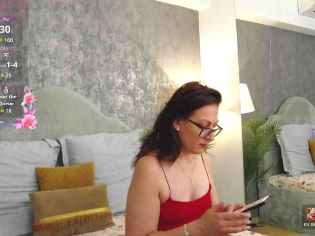 LisaCroft Sex Cam Show