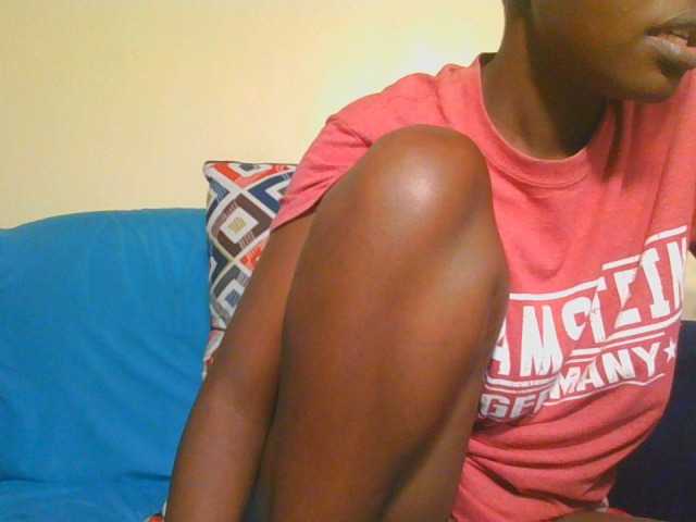 Cutebabes — live female cam
