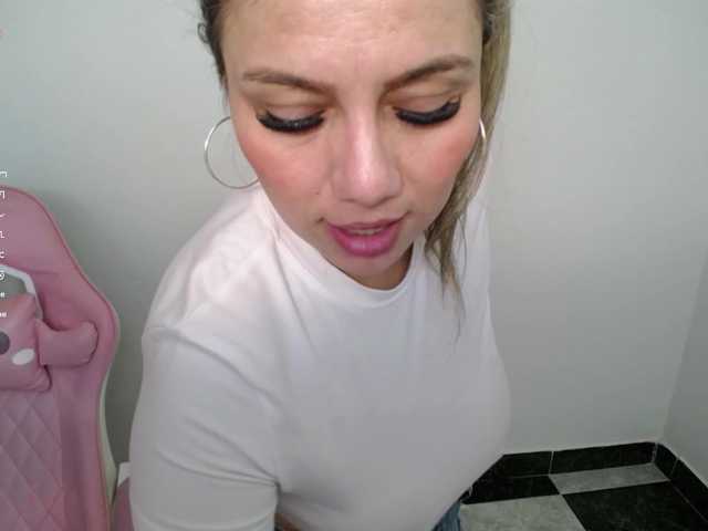 Isabella-wish1 live cam on BongaCams