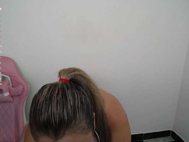 Isabella-wish1 live cam on BongaCams