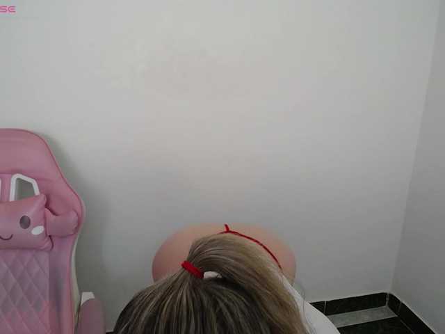 Isabella-wish1 webcam