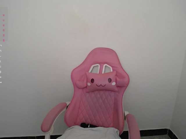 Isabella-wish1's BongaCams show and profile