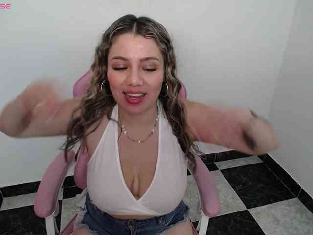 Isabella-wish1 webcam