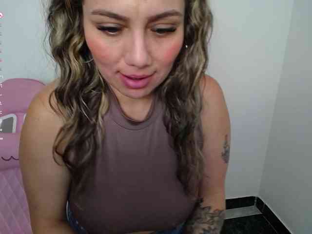 Isabella-wish1 webcam