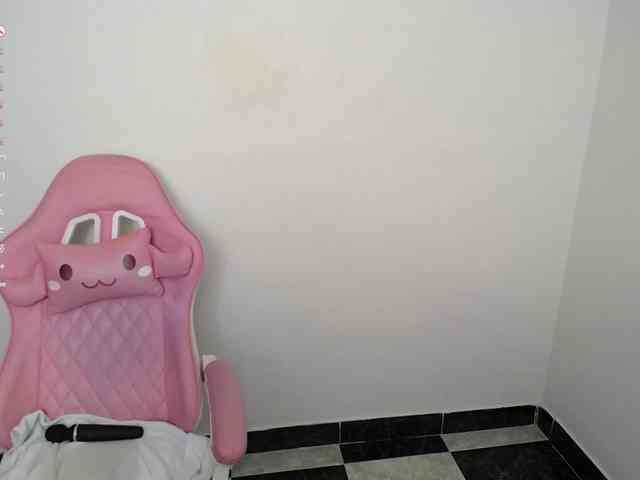 Isabella-wish1 webcam