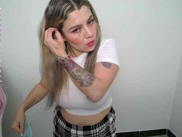 Isabella-wish1 webcam