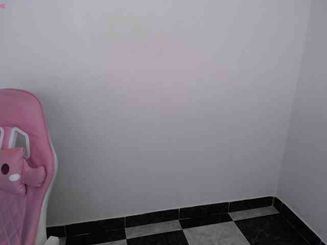 Isabella-wish1 webcam