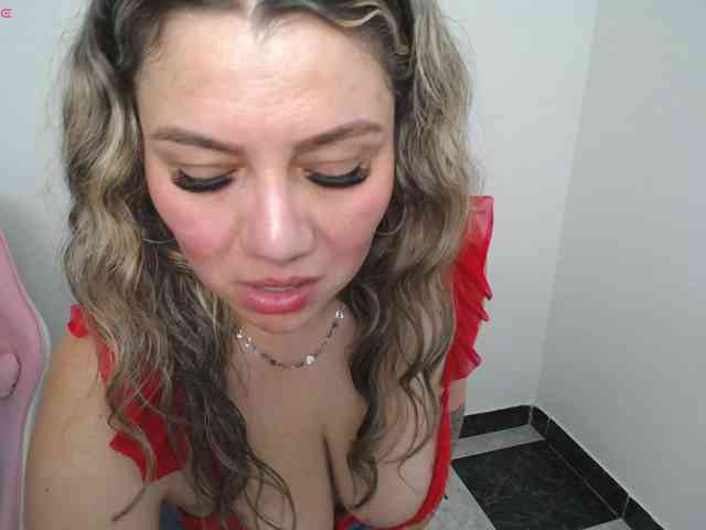 Isabella-wish1 webcam