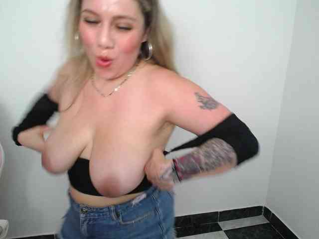 Isabella-wish1 webcam