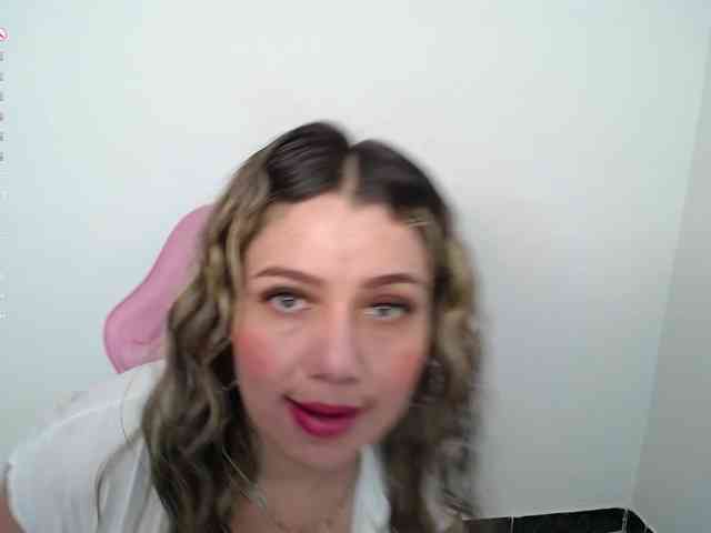 Isabella-wish1 webcam