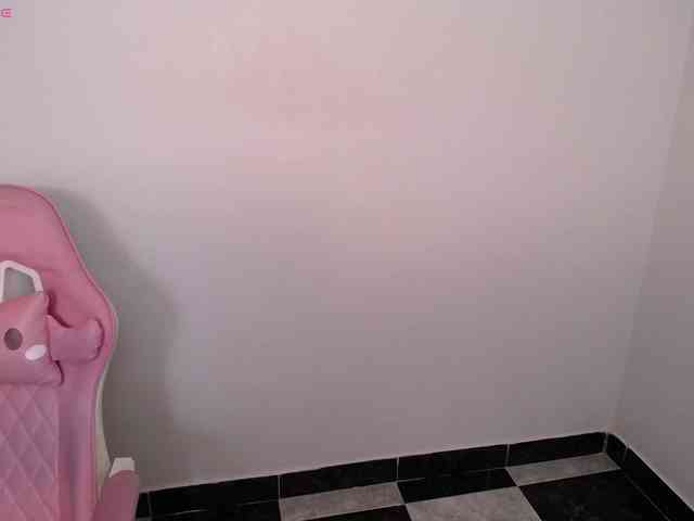 Isabella-wish1 webcam