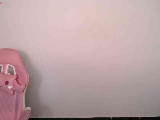 Isabella-wish1 webcam