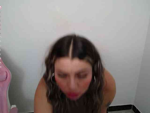 Isabella-wish1 webcam