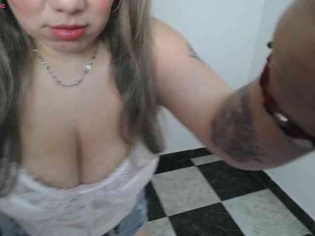Isabella-wish1 webcam