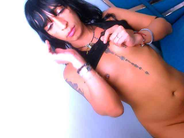 everlyn-party Sex Cam Show