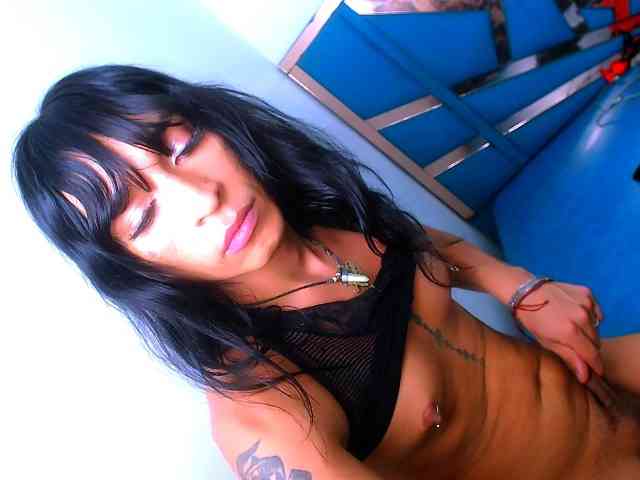 everlyn-party Sex Cam Show
