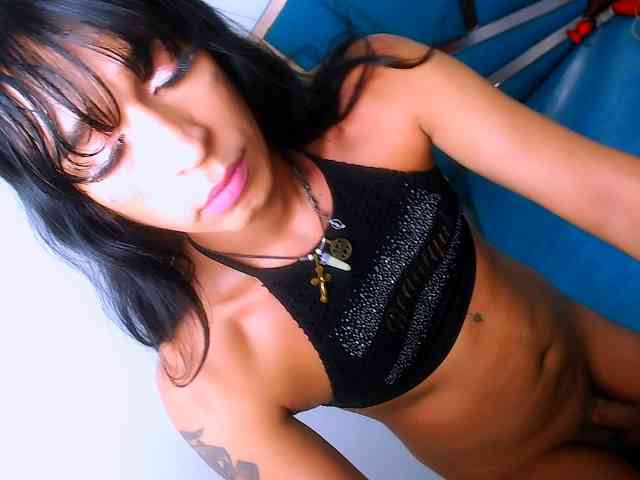 everlyn-party Sex Cam Show