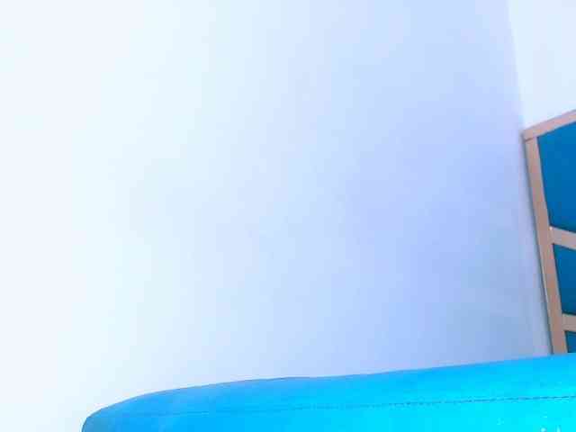 everlyn-party Sex Cam Show