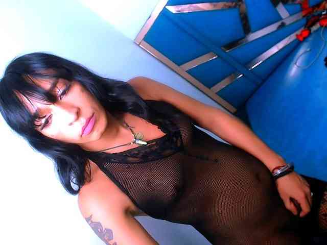 everlyn-party Sex Cam Show