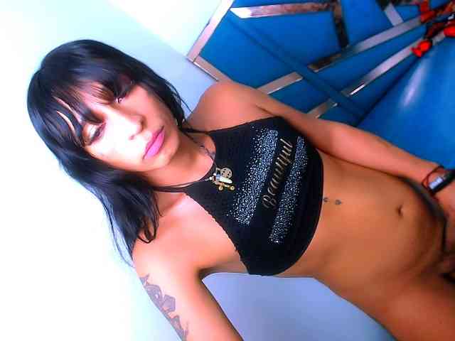 everlyn-party Sex Cam Show