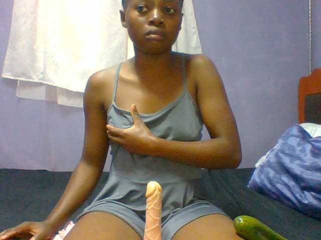 spicyit2 live cam on BongaCams