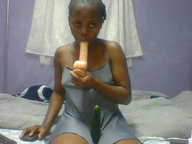 spicyit2 live cam on BongaCams