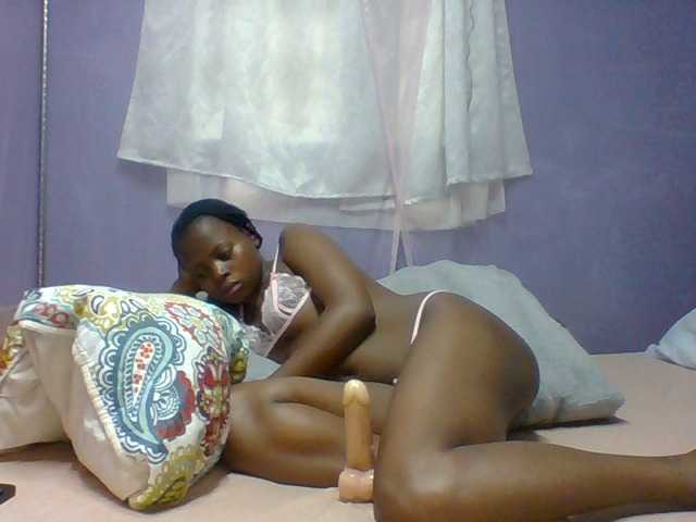 spicyit2 live cam on BongaCams