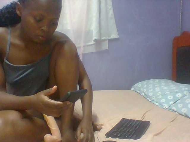 spicyit2 live cam on BongaCams