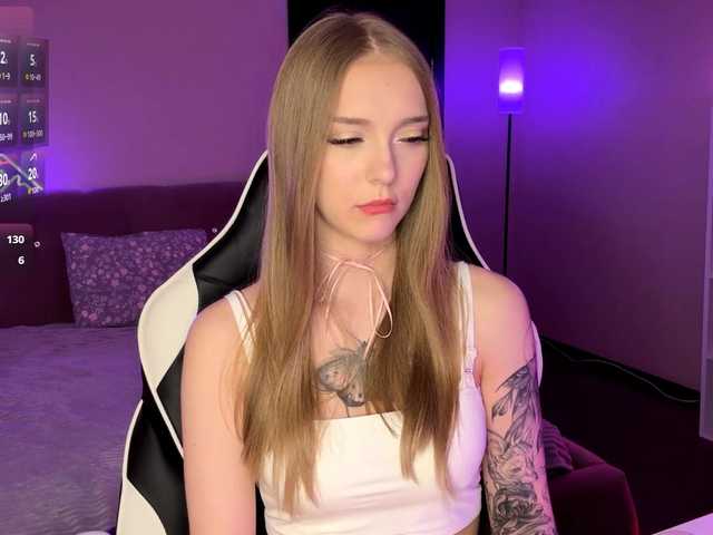 VersieBruegman's BongaCams show and profile