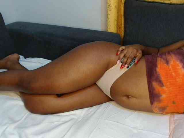 Ebonylizzy webcam