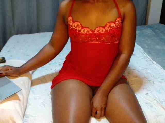 Ebonylizzy webcam